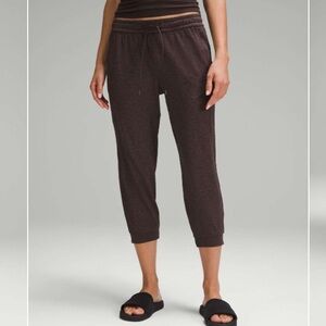 Lululemon soft jersey classic fit mid rise cropped joggers espresso brown